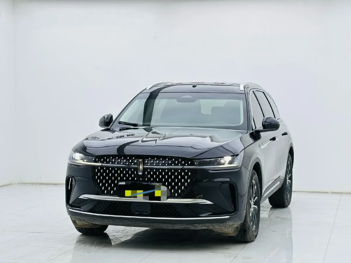 2023 Lincoln Nautilus 2.0T 261HP L4 8AT,autocango,china used car exporter,china ev exporter,chinese used car exporter,chinese used ev exporter