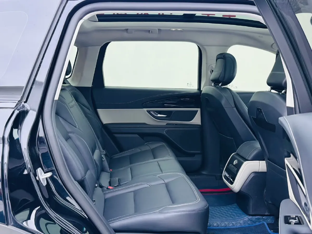 2023 Lincoln Nautilus 2.0T 261HP L4 8AT,autocango,china used car exporter,china ev exporter,chinese used car exporter,chinese used ev exporter