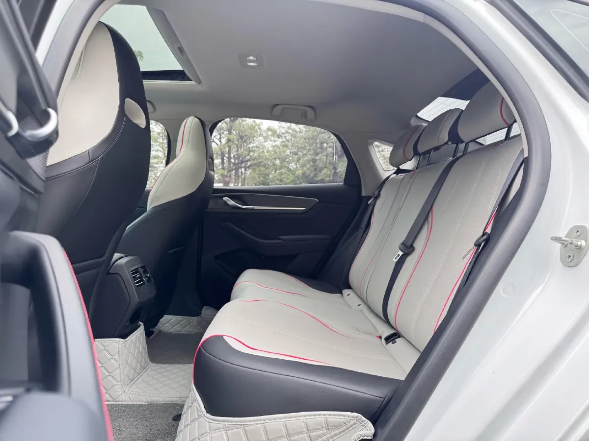 2022 Foton Grand General G7 2.0T 163HP L4 8AT,autocango,china used car exporter,china ev exporter,chinese used car exporter,chinese used ev exporter