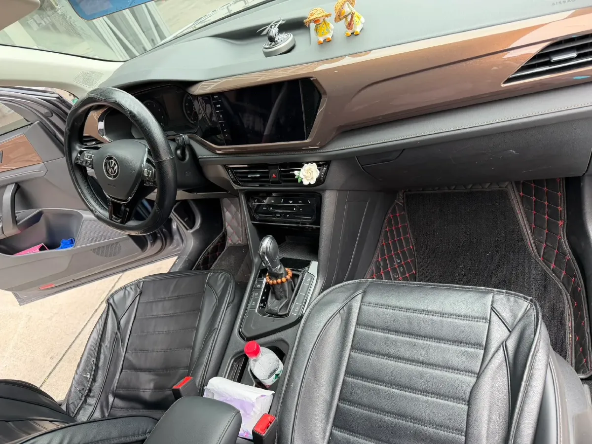 2021 Volkswagen Tharu 2.0T 186HP L4 7DCT,autocango,china used car exporter,china ev exporter,chinese used car exporter,chinese used ev exporter