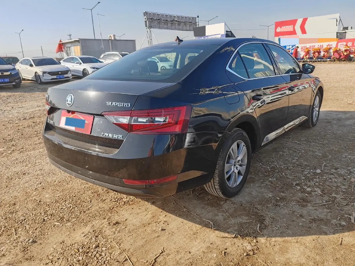 2016 Skoda Superb 1.4T 150HP L4 7DCT,autocango,china used car exporter,china ev exporter,chinese used car exporter,chinese used ev exporter