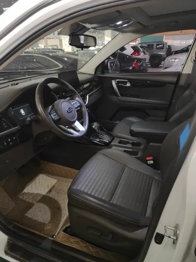 2018 Kia Sportage R 2.0L 160HP L4 6AT,autocango,china used car exporter,china ev exporter,chinese used car exporter,chinese used ev exporter