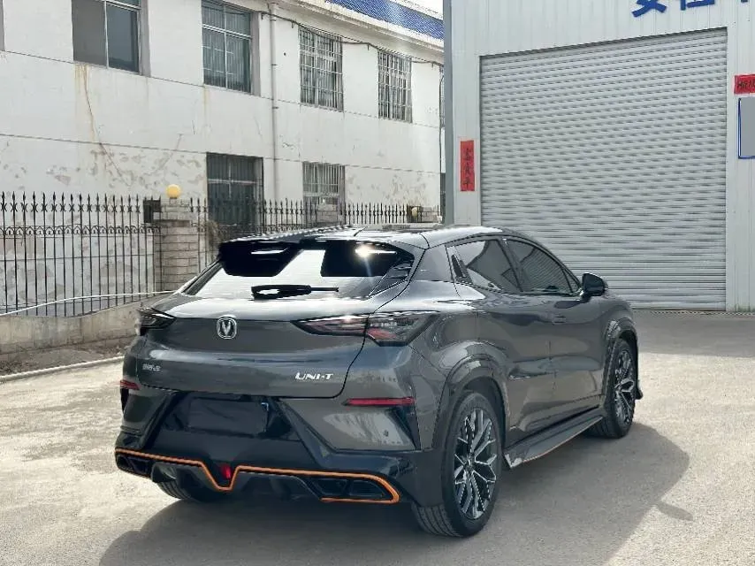 2022 ChangAn UNI-T 1.5T 188HP L4 7DCT,autocango,china used car exporter,china ev exporter,chinese used car exporter,chinese used ev exporter