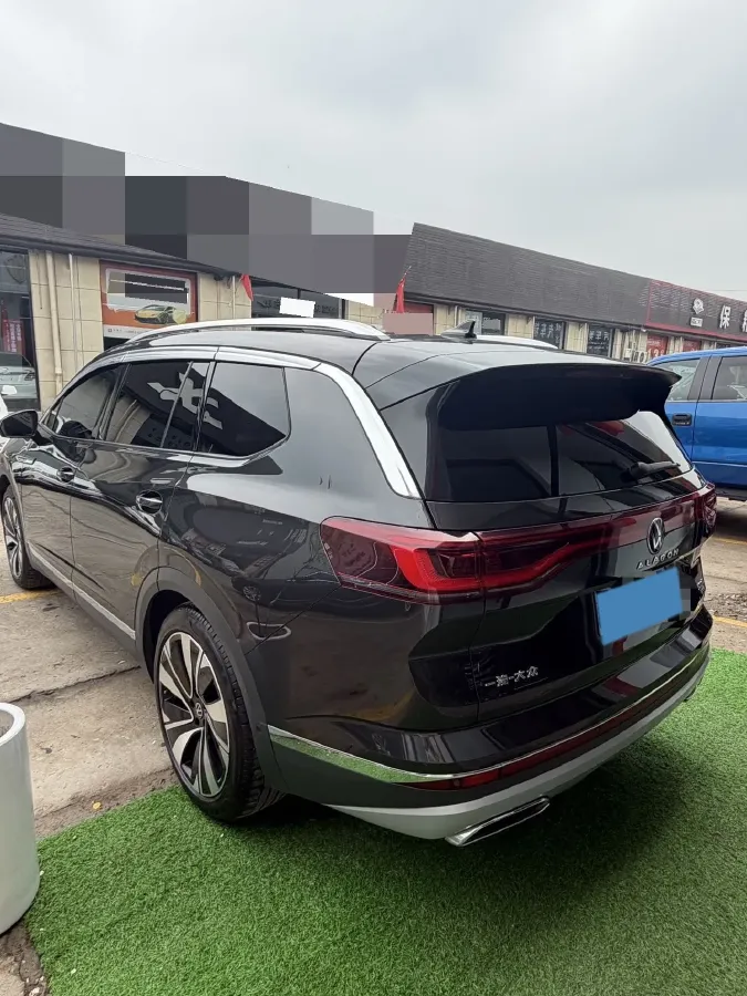 2023 Volkswagen Talagon 2.0T 220HP L4 7DCT,autocango,china used car exporter,china ev exporter,chinese used car exporter,chinese used ev exporter