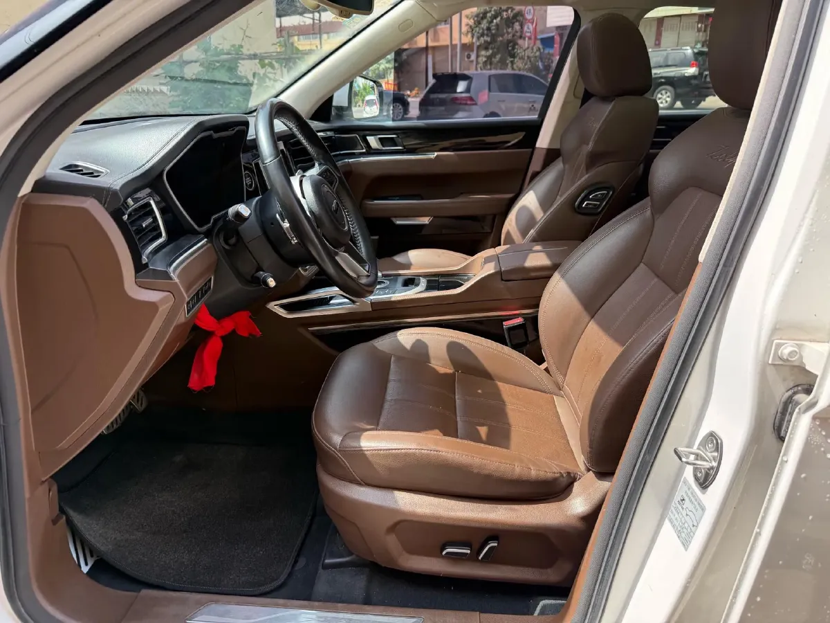 2017 Zotye T700 1.8T 177HP L4 6DCT,autocango,china used car exporter,china ev exporter,chinese used car exporter,chinese used ev exporter