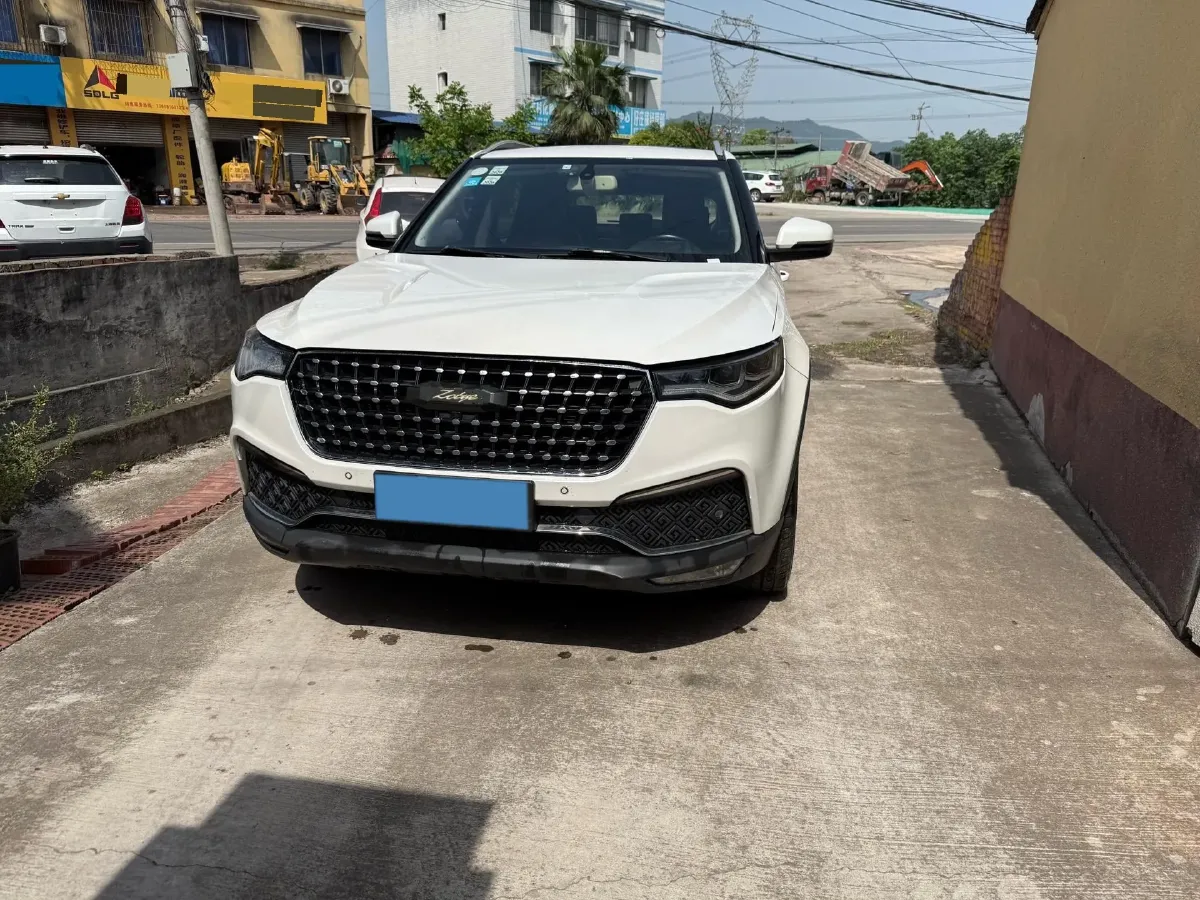 2017 Zotye T700 1.8T 177HP L4 6DCT,autocango,china used car exporter,china ev exporter,chinese used car exporter,chinese used ev exporter