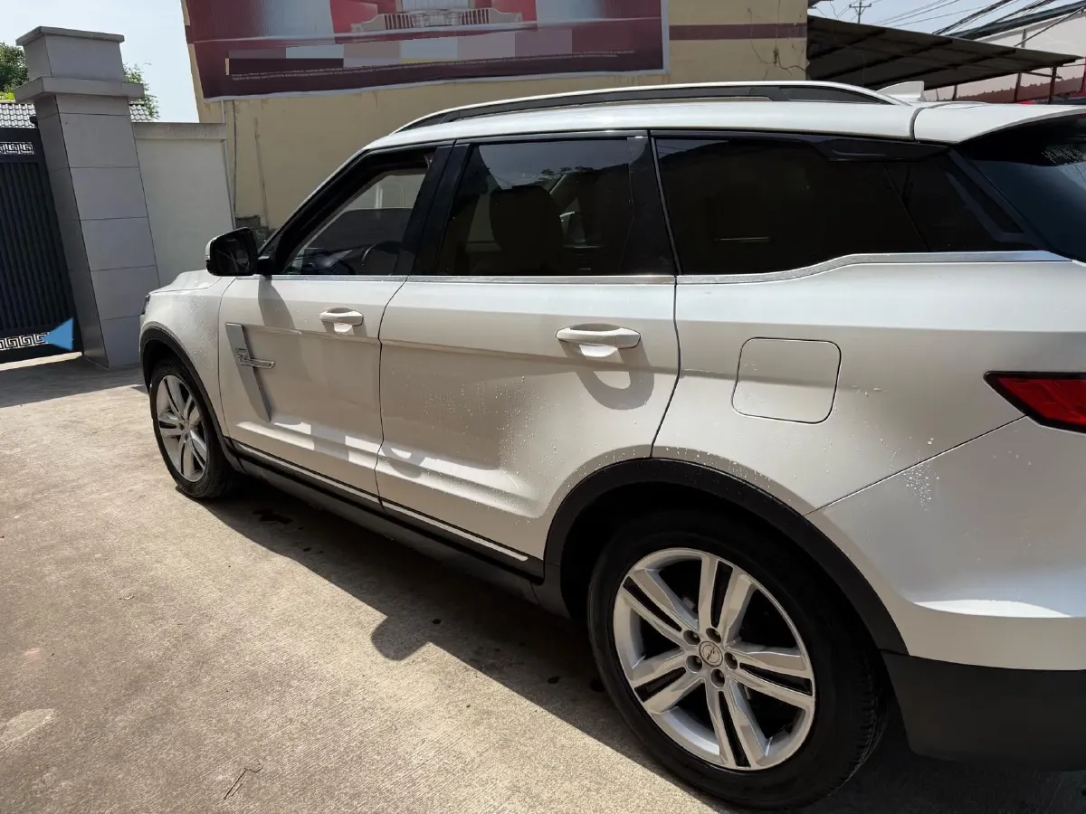 2017 Zotye T700 1.8T 177HP L4 6DCT,autocango,china used car exporter,china ev exporter,chinese used car exporter,chinese used ev exporter