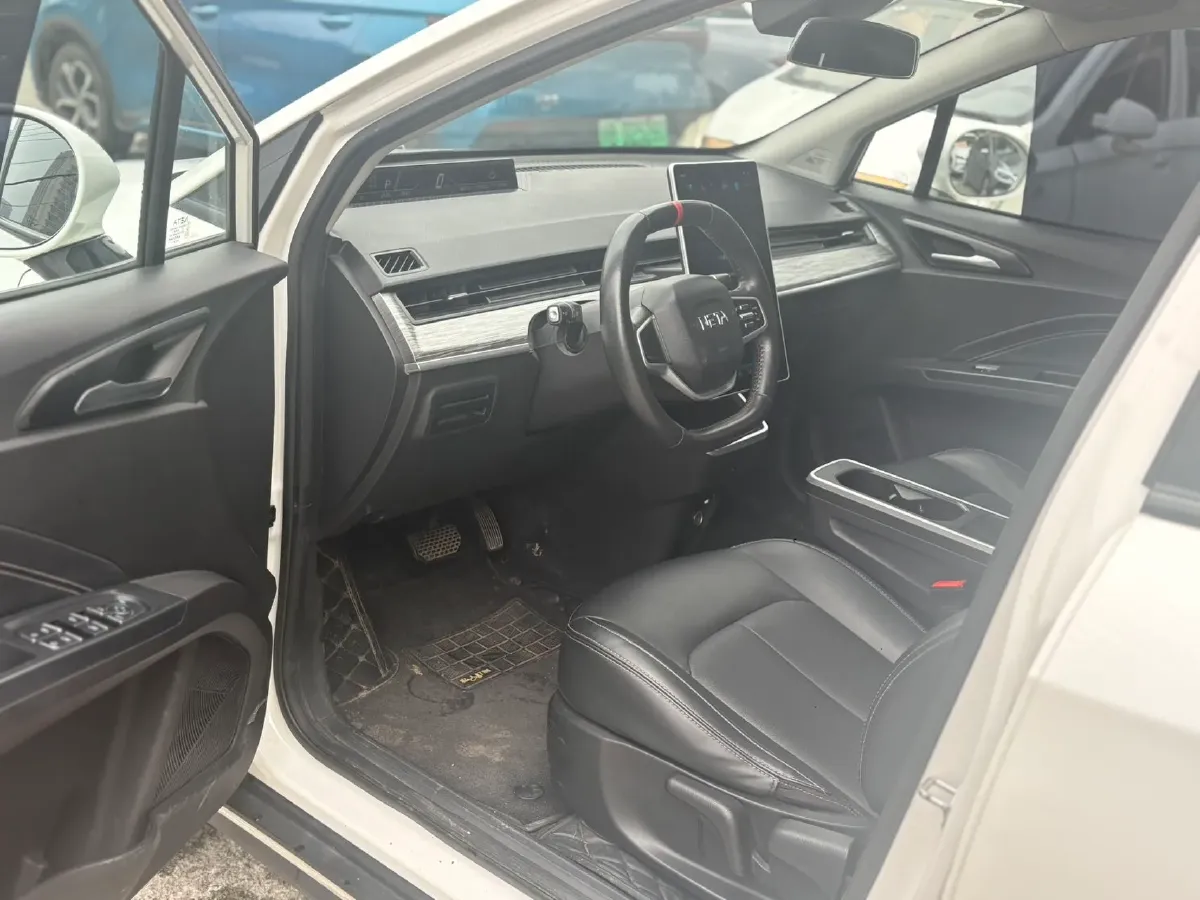 2022 Leapmotor T03 BEV 41KWH,autocango,china used car exporter,china ev exporter,chinese used car exporter,chinese used ev exporter