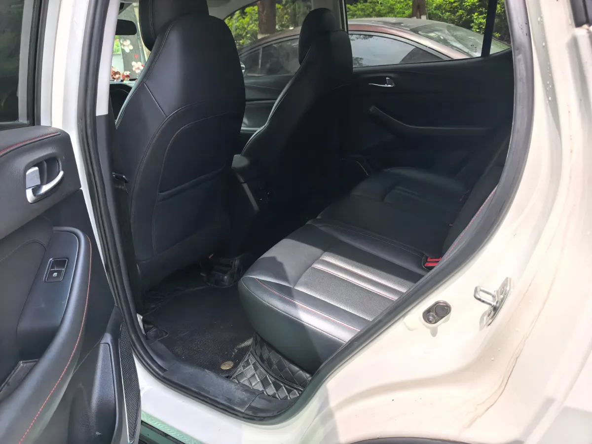 2021 GAC Trumpchi GS4 1.5T 169HP L4 6AT,autocango,china used car exporter,china ev exporter,chinese used car exporter,chinese used ev exporter