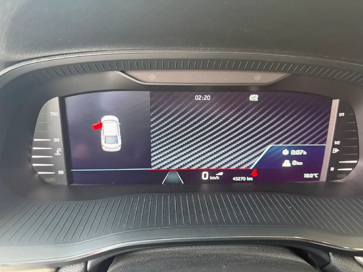 2021 Skoda Octavia 1.4T 150HP L4 7DCT,autocango,china used car exporter,china ev exporter,chinese used car exporter,chinese used ev exporter