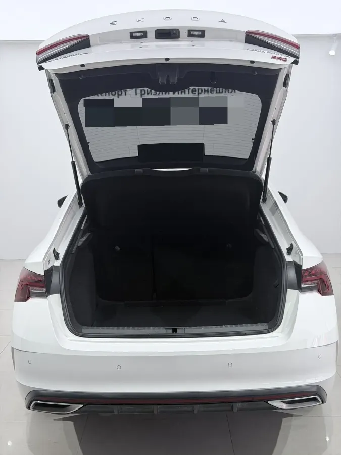 2021 Skoda Octavia 1.4T 150HP L4 7DCT,autocango,china used car exporter,china ev exporter,chinese used car exporter,chinese used ev exporter