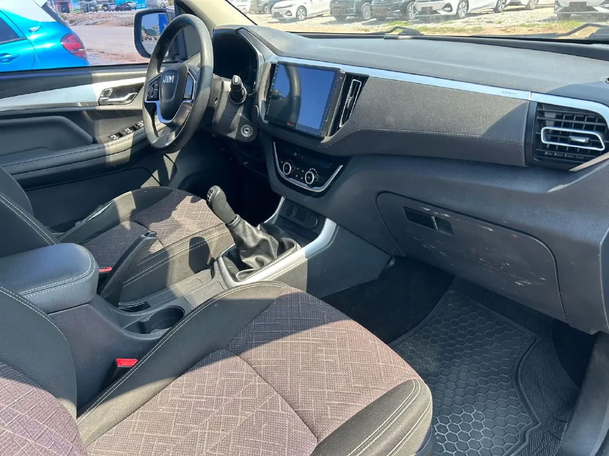 2018 Isuzu RE-MAX Jim 2.8T 116HP L4 5MT,autocango,china used car exporter,china ev exporter,chinese used car exporter,chinese used ev exporter