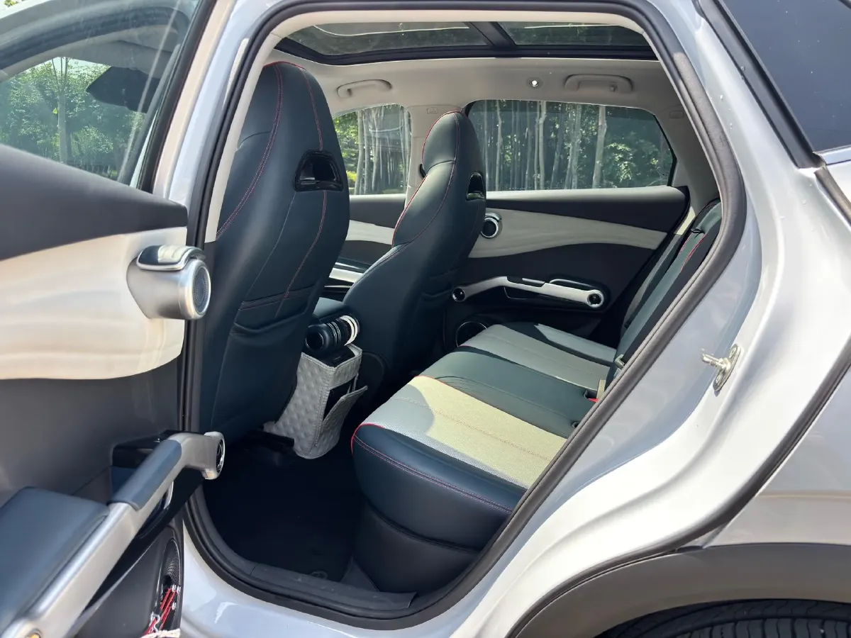 2022 Foton Grand General G7 2.0T 238HP L4 8AT,autocango,china used car exporter,china ev exporter,chinese used car exporter,chinese used ev exporter