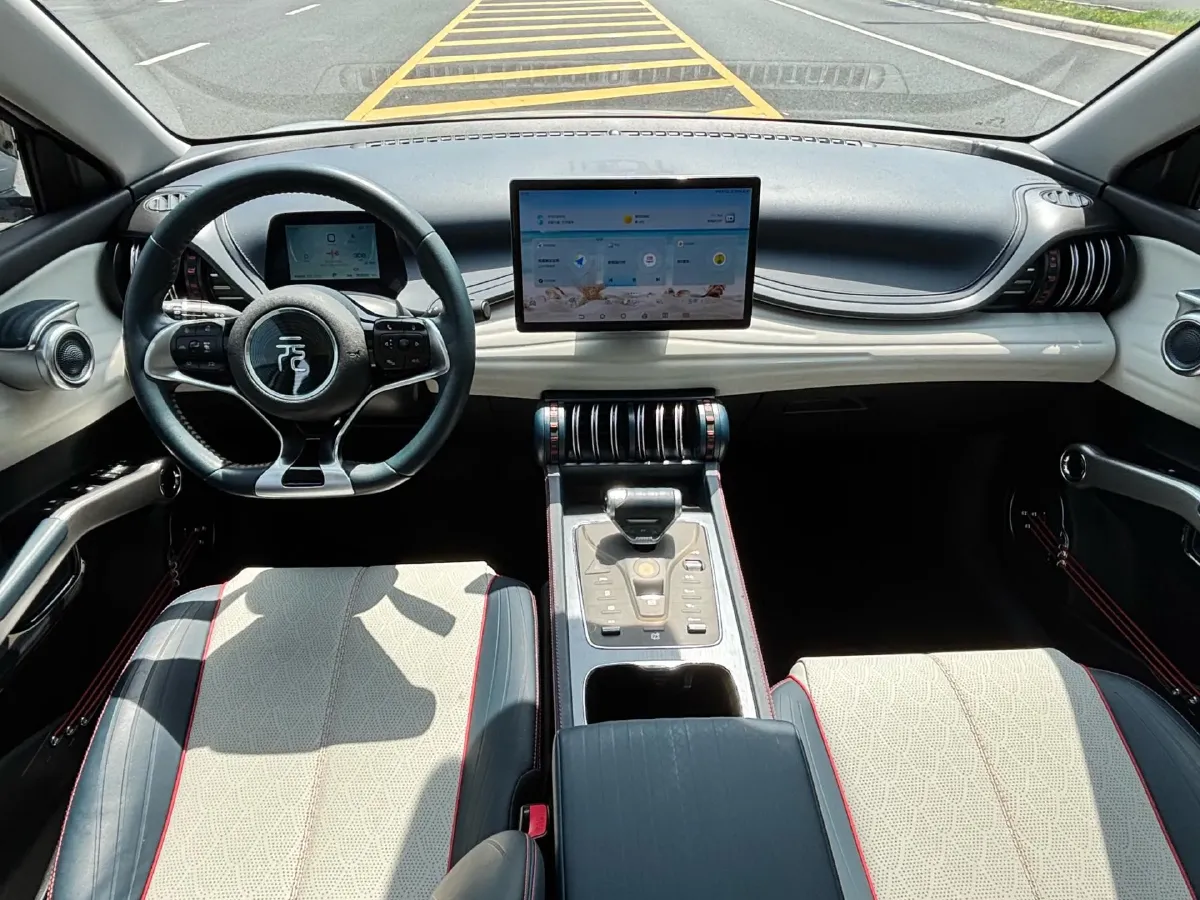 2022 Foton Grand General G7 2.0T 238HP L4 8AT,autocango,china used car exporter,china ev exporter,chinese used car exporter,chinese used ev exporter