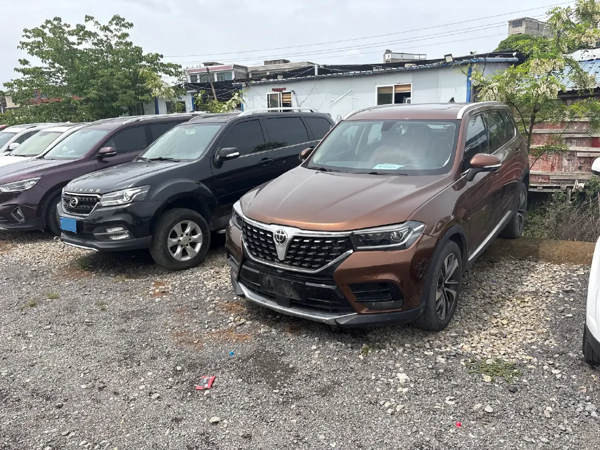 2018 Brilliance Auto V7 1.6T 204HP L4 7DCT,autocango,china used car exporter,china ev exporter,chinese used car exporter,chinese used ev exporter