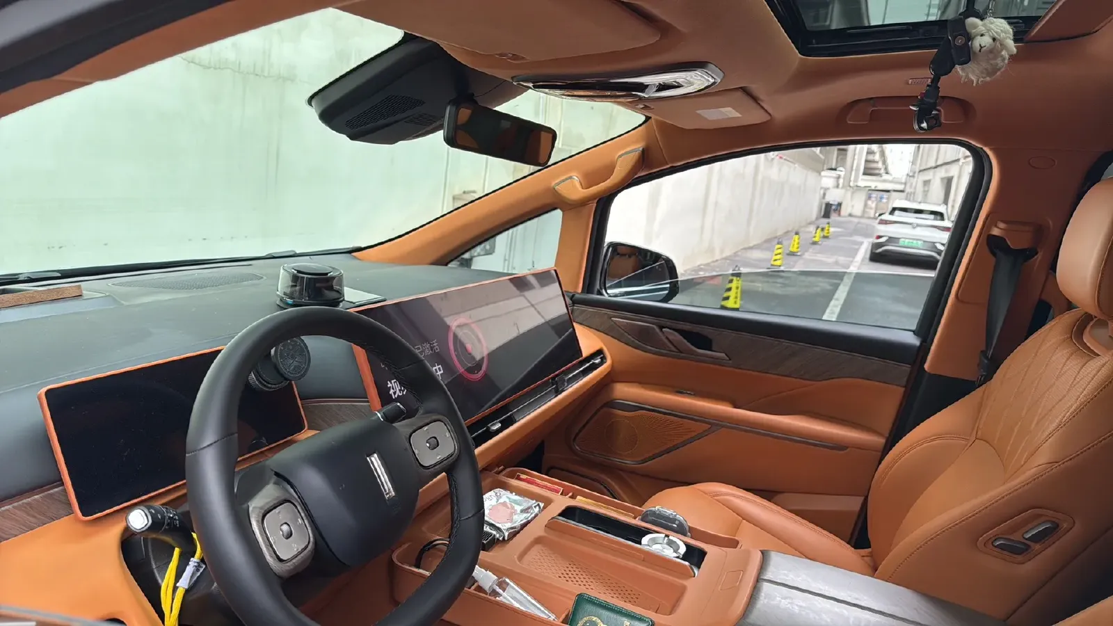 2025 WEY HighMountain 1.5T 170HP L4 4DHT PHEV,autocango,china used car exporter,china ev exporter,chinese used car exporter,chinese used ev exporter