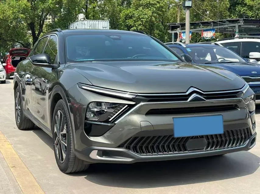 2022 Citroen C5 X 1.6T 175HP L4 8AT,autocango,china used car exporter,china ev exporter,chinese used car exporter,chinese used ev exporter