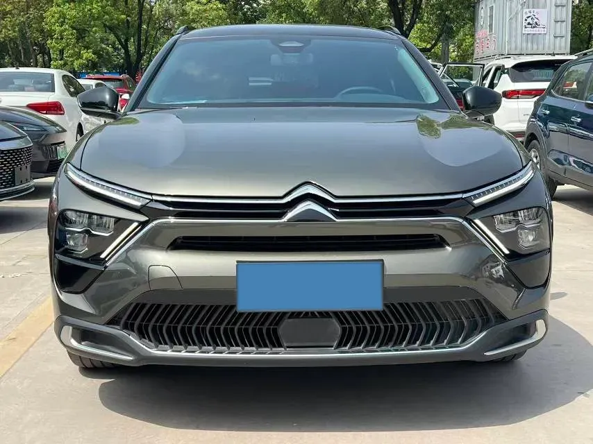 2022 Citroen C5 X 1.6T 175HP L4 8AT,autocango,china used car exporter,china ev exporter,chinese used car exporter,chinese used ev exporter