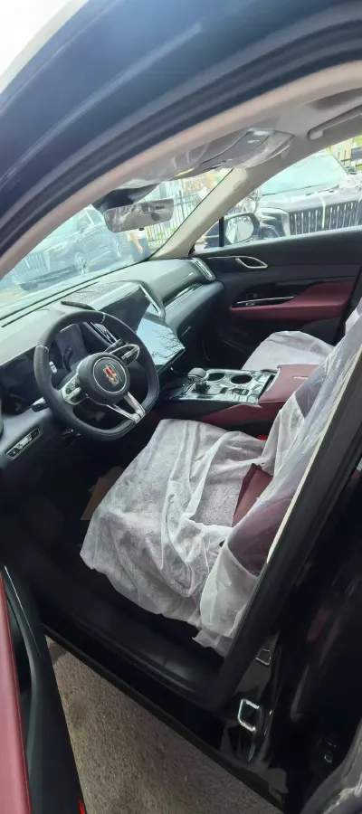 2025 HongQi HS3 1.5T 150HP L4 1DHT PHEV,autocango,china used car exporter,china ev exporter,chinese used car exporter,chinese used ev exporter