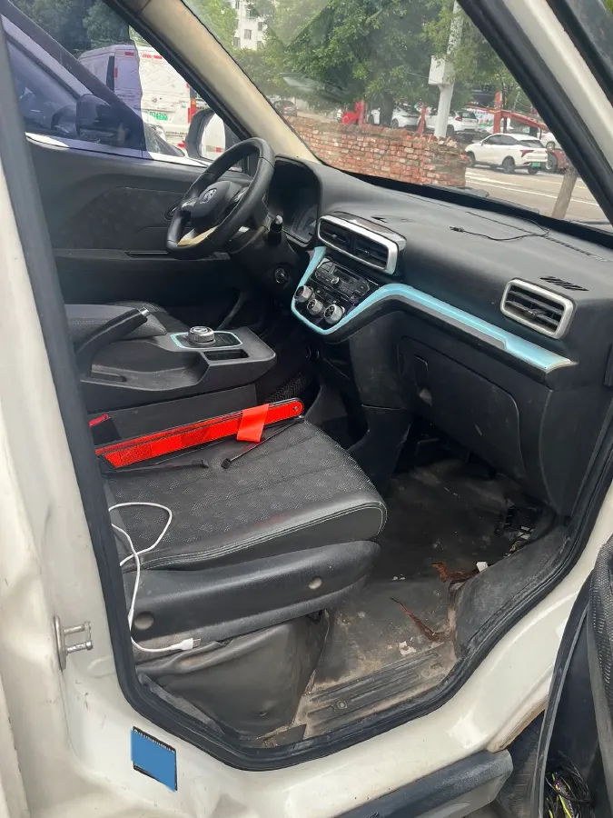 2018 SRM T20 EV BEV 35.04KWH,autocango,china used car exporter,china ev exporter,chinese used car exporter,chinese used ev exporter