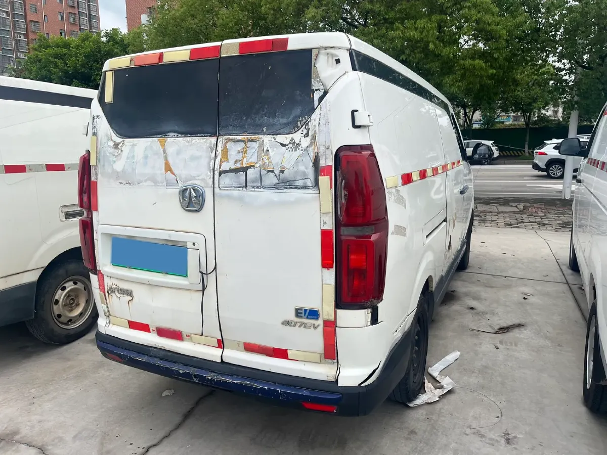 2018 SRM T20 EV BEV 35.04KWH,autocango,china used car exporter,china ev exporter,chinese used car exporter,chinese used ev exporter