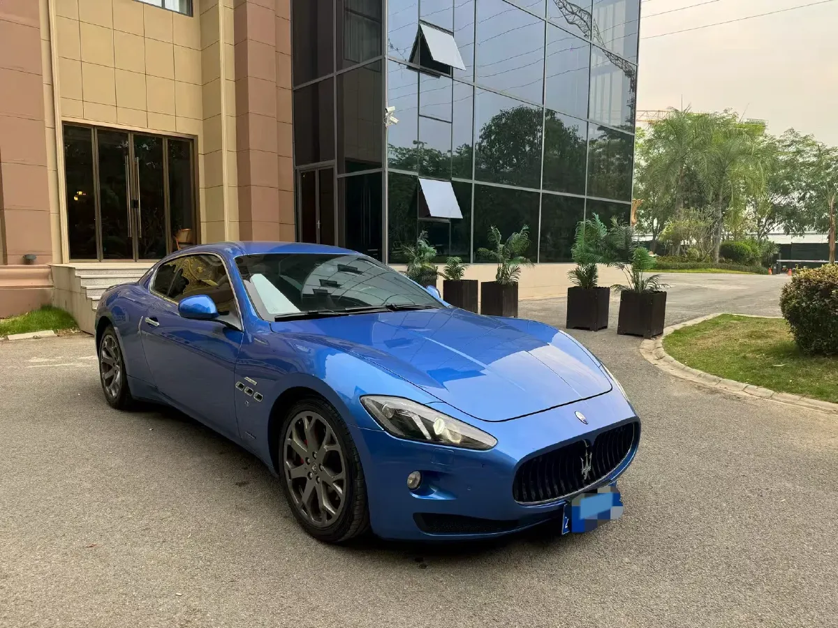 2007 Maserati GranTurismo 4.2L 405HP V8 6AT,autocango,china used car exporter,china ev exporter,chinese used car exporter,chinese used ev exporter