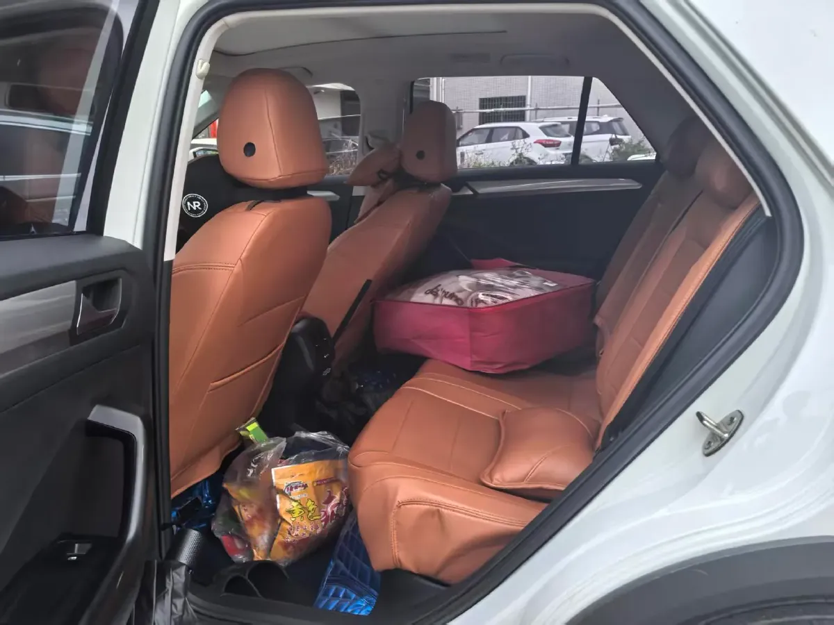 2022 Volkswagen T-Roc 1.4T 150HP L4 7DCT,autocango,china used car exporter,china ev exporter,chinese used car exporter,chinese used ev exporter