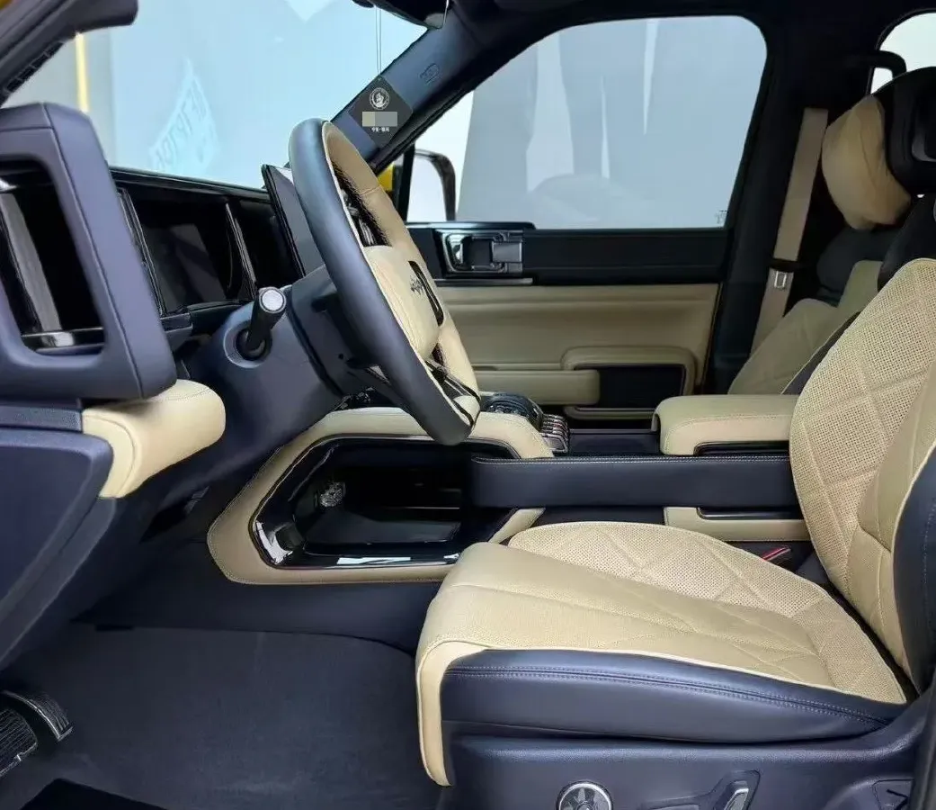 2023 FangChengBao Bao 5 1.5T 194HP L4 E-CVT PHEV 31.8KWH,autocango,china used car exporter,china ev exporter,chinese used car exporter,chinese used ev exporter