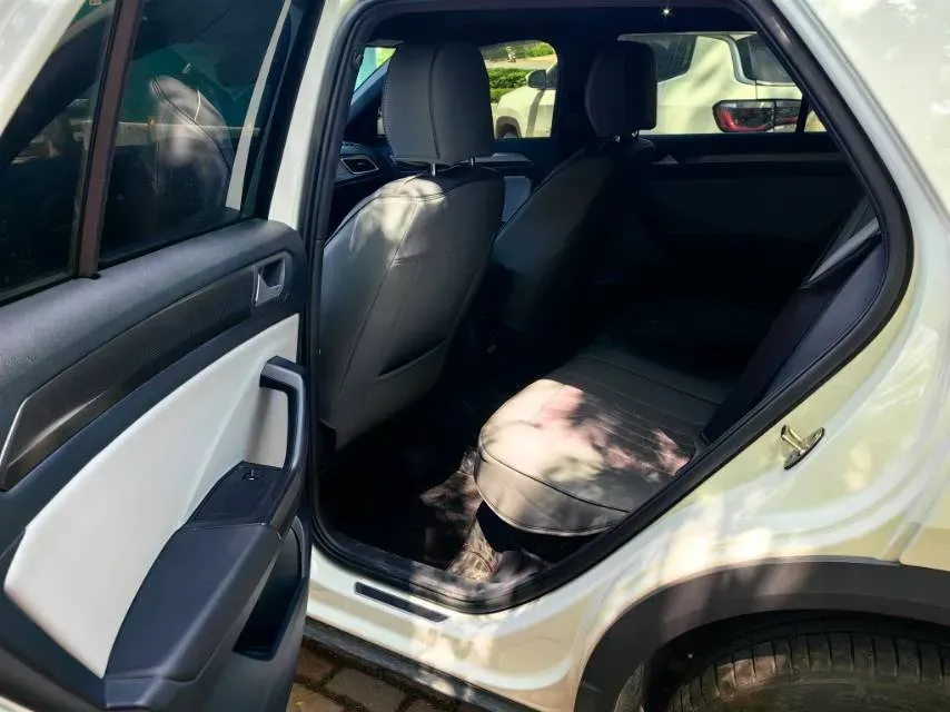 2025 Volkswagen T-Roc 1.5T 160HP L4 7DCT,autocango,china used car exporter,china ev exporter,chinese used car exporter,chinese used ev exporter