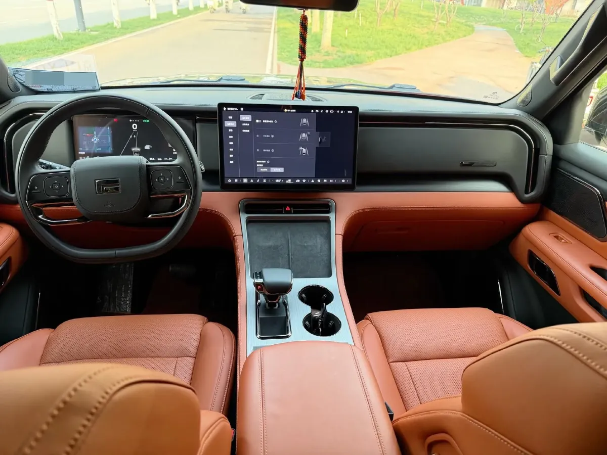 2023 ROXROX 01 1.5T 152HP L4 REEV 56.01KWH,autocango,china used car exporter,china ev exporter,chinese used car exporter,chinese used ev exporter