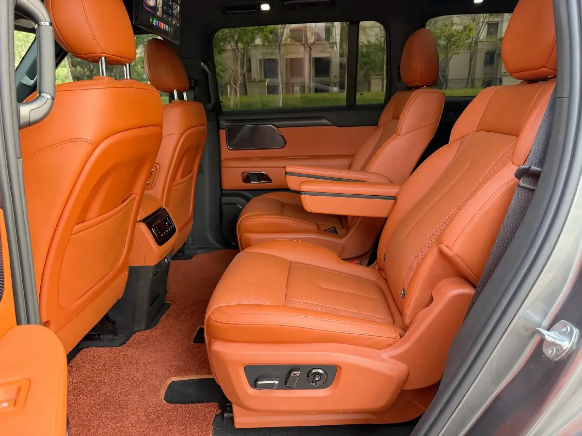 2023 ROXROX 01 1.5T 152HP L4 REEV 56.01KWH,autocango,china used car exporter,china ev exporter,chinese used car exporter,chinese used ev exporter