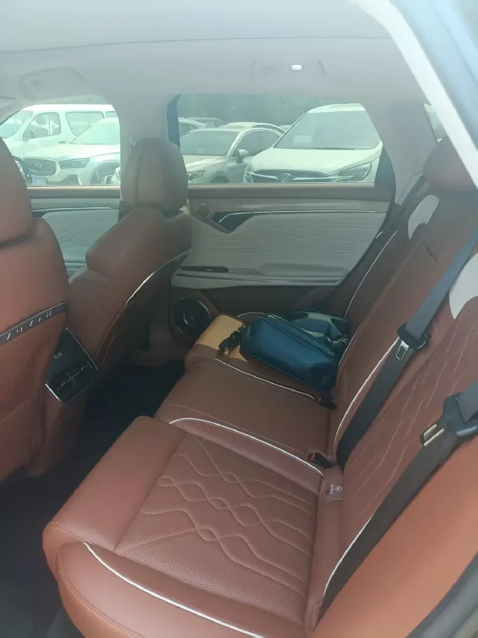 2024 Voyah FREE 1.5T 150HP L4 REEV 39.2KWH,autocango,china used car exporter,china ev exporter,chinese used car exporter,chinese used ev exporter