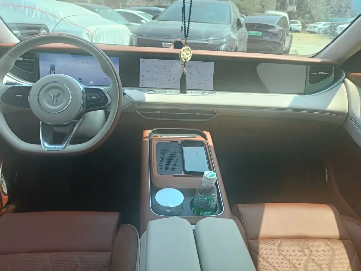 2024 Voyah FREE 1.5T 150HP L4 REEV 39.2KWH,autocango,china used car exporter,china ev exporter,chinese used car exporter,chinese used ev exporter