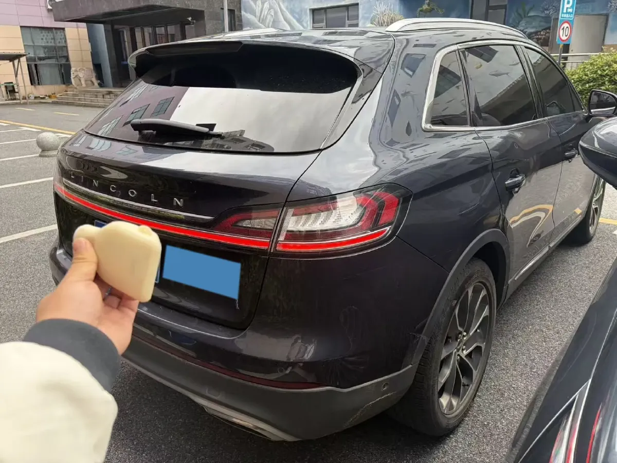 2021 Lincoln Nautilus 2.0T 245HP L4 8AT,autocango,china used car exporter,china ev exporter,chinese used car exporter,chinese used ev exporter