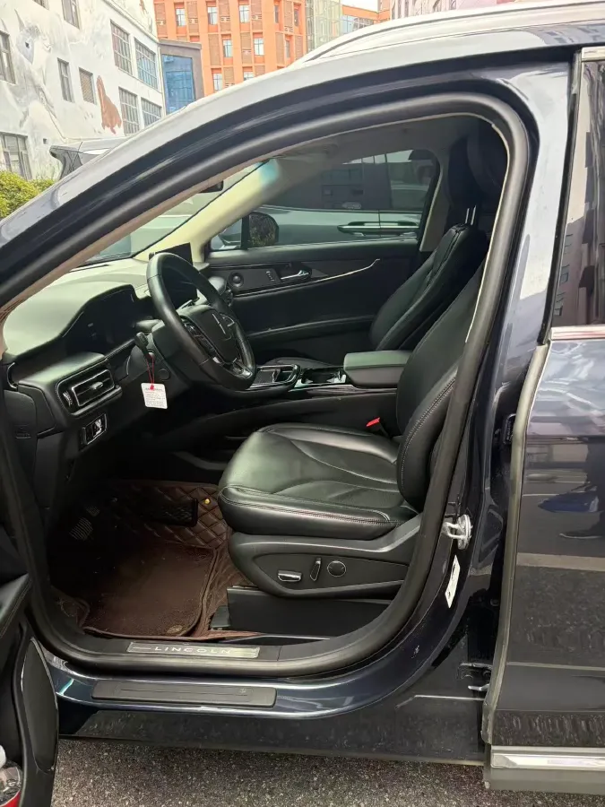 2021 Lincoln Nautilus 2.0T 245HP L4 8AT,autocango,china used car exporter,china ev exporter,chinese used car exporter,chinese used ev exporter