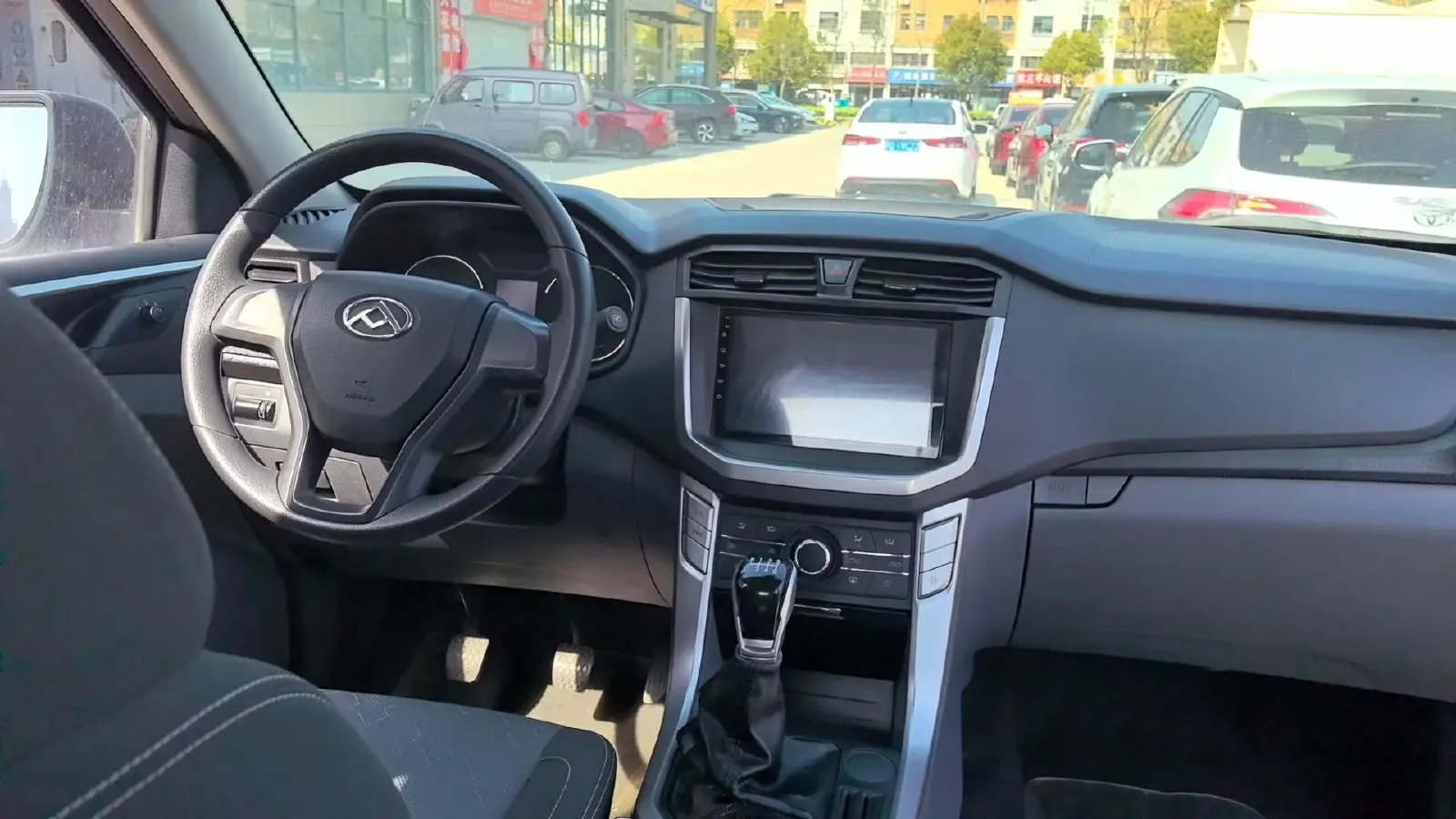 2019 MAXUS T60 2.0T 218HP L4 6AT,autocango,china used car exporter,china ev exporter,chinese used car exporter,chinese used ev exporter