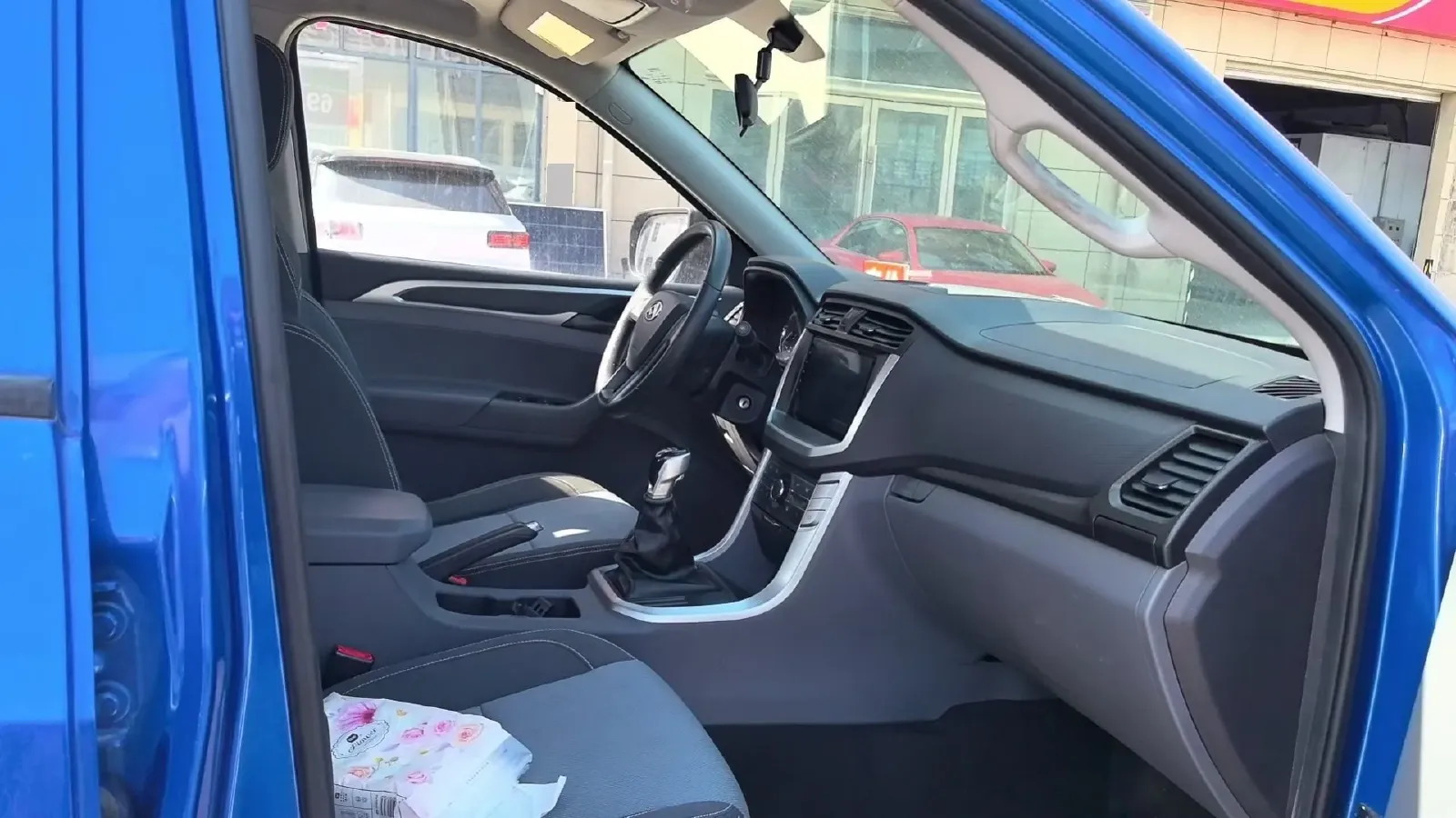 2019 MAXUS T60 2.0T 218HP L4 6AT,autocango,china used car exporter,china ev exporter,chinese used car exporter,chinese used ev exporter