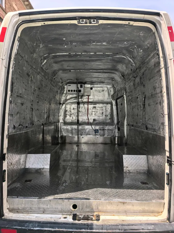 2023 Ford Transit 2.0T 220HP L4 5MT,autocango,china used car exporter,china ev exporter,chinese used car exporter,chinese used ev exporter