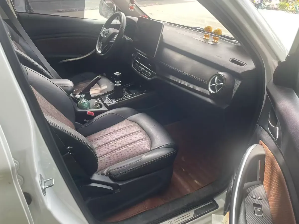 2019 BYD Song 1.5T 154HP L4 6MT,autocango,china used car exporter,china ev exporter,chinese used car exporter,chinese used ev exporter