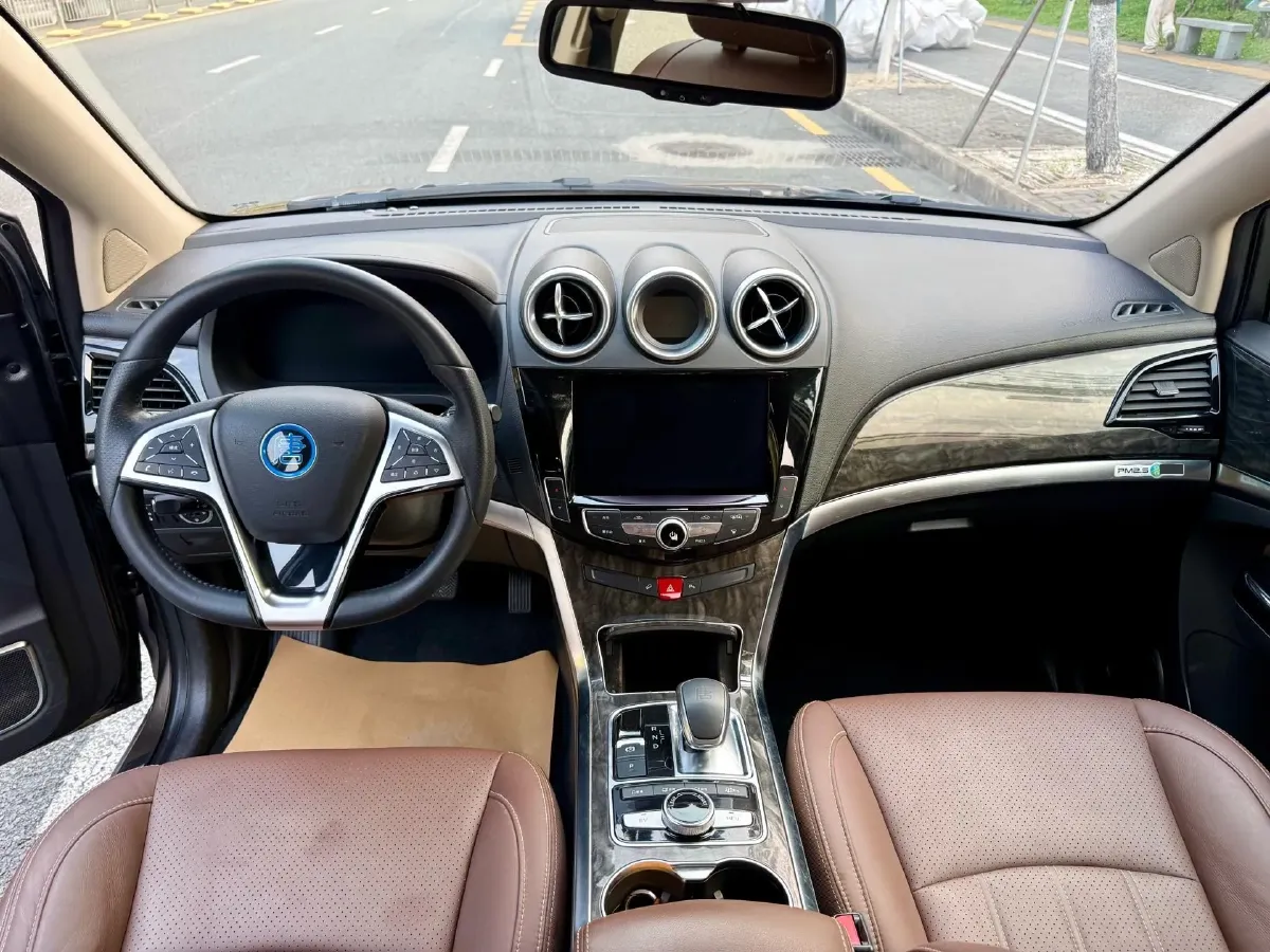 2017 BYD Tang 2.0T 205HP L4 6DCT PHEV,autocango,china used car exporter,china ev exporter,chinese used car exporter,chinese used ev exporter