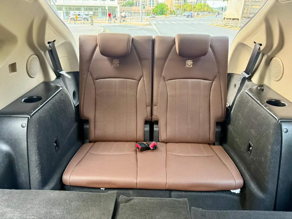 2017 BYD Tang 2.0T 205HP L4 6DCT PHEV,autocango,china used car exporter,china ev exporter,chinese used car exporter,chinese used ev exporter