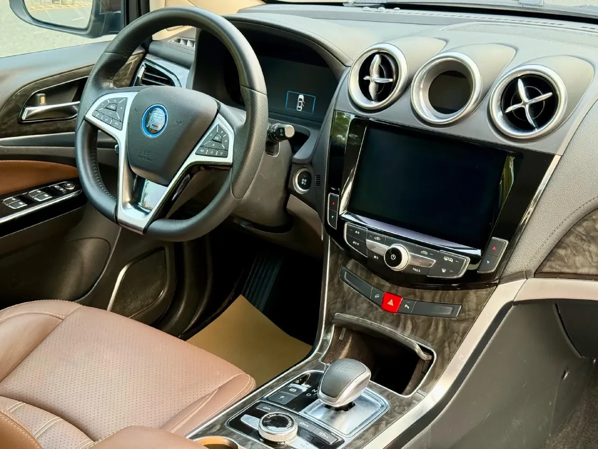 2017 BYD Tang 2.0T 205HP L4 6DCT PHEV,autocango,china used car exporter,china ev exporter,chinese used car exporter,chinese used ev exporter