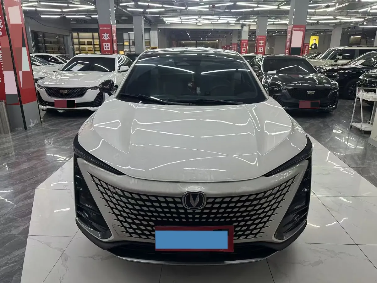 2022 ChangAn UNI-T 1.5T 188HP L4 7DCT,autocango,china used car exporter,china ev exporter,chinese used car exporter,chinese used ev exporter