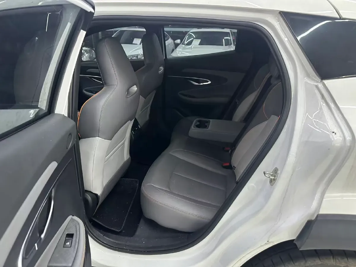 2022 ChangAn UNI-T 1.5T 188HP L4 7DCT,autocango,china used car exporter,china ev exporter,chinese used car exporter,chinese used ev exporter