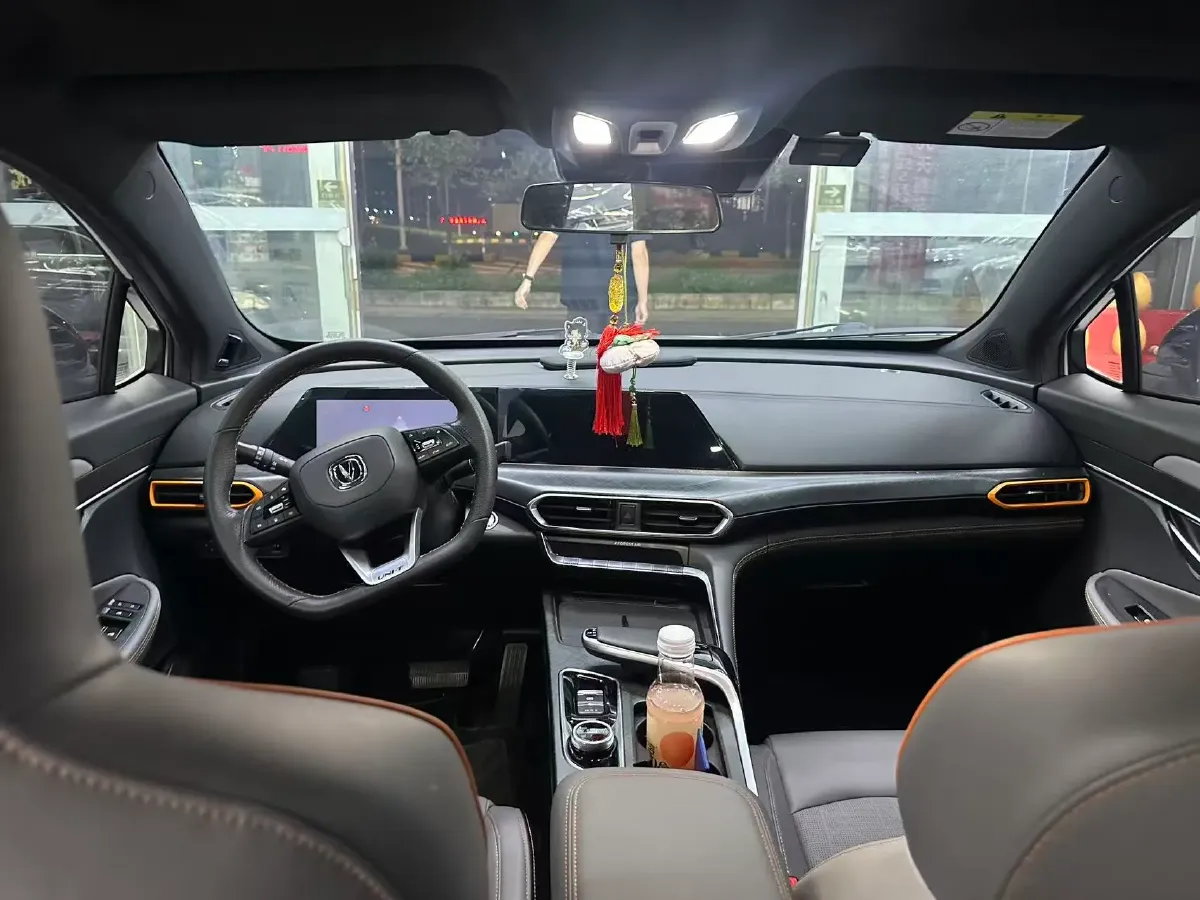 2022 ChangAn UNI-T 1.5T 188HP L4 7DCT,autocango,china used car exporter,china ev exporter,chinese used car exporter,chinese used ev exporter