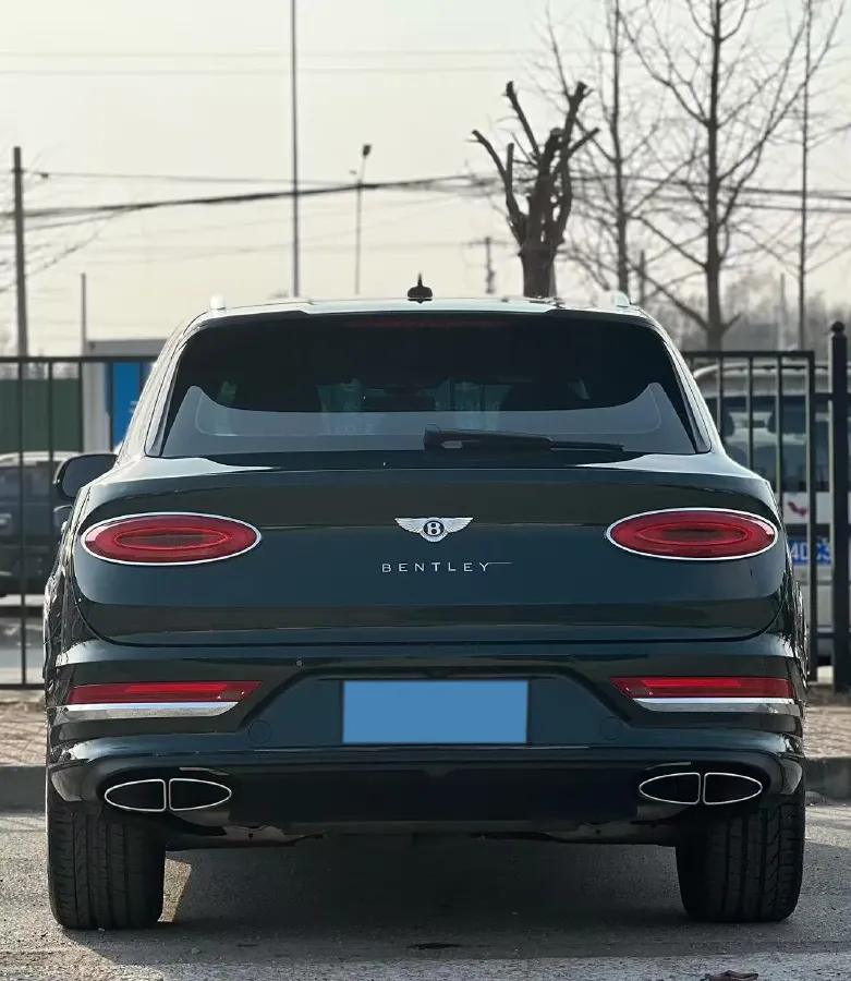 2021 Bentley Bentayga 4.0T 550HP V8 8AT,autocango,china used car exporter,china ev exporter,chinese used car exporter,chinese used ev exporter