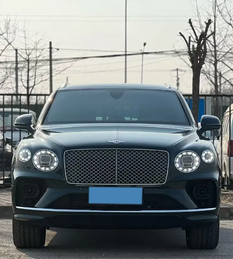 2021 Bentley Bentayga 4.0T 550HP V8 8AT,autocango,china used car exporter,china ev exporter,chinese used car exporter,chinese used ev exporter
