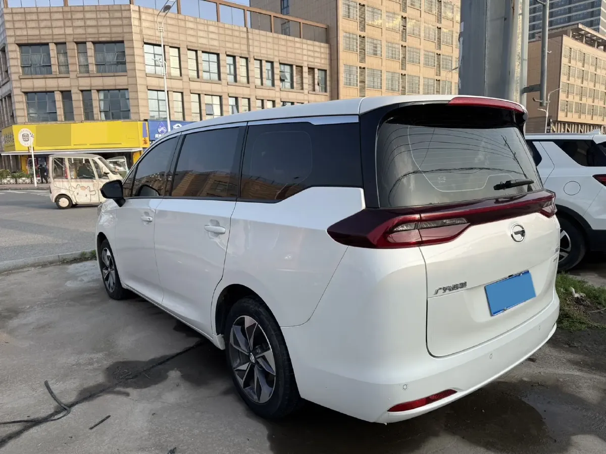 2021 GAC Trumpchi M6 1.5T 169HP L4 7DCT,autocango,china used car exporter,china ev exporter,chinese used car exporter,chinese used ev exporter
