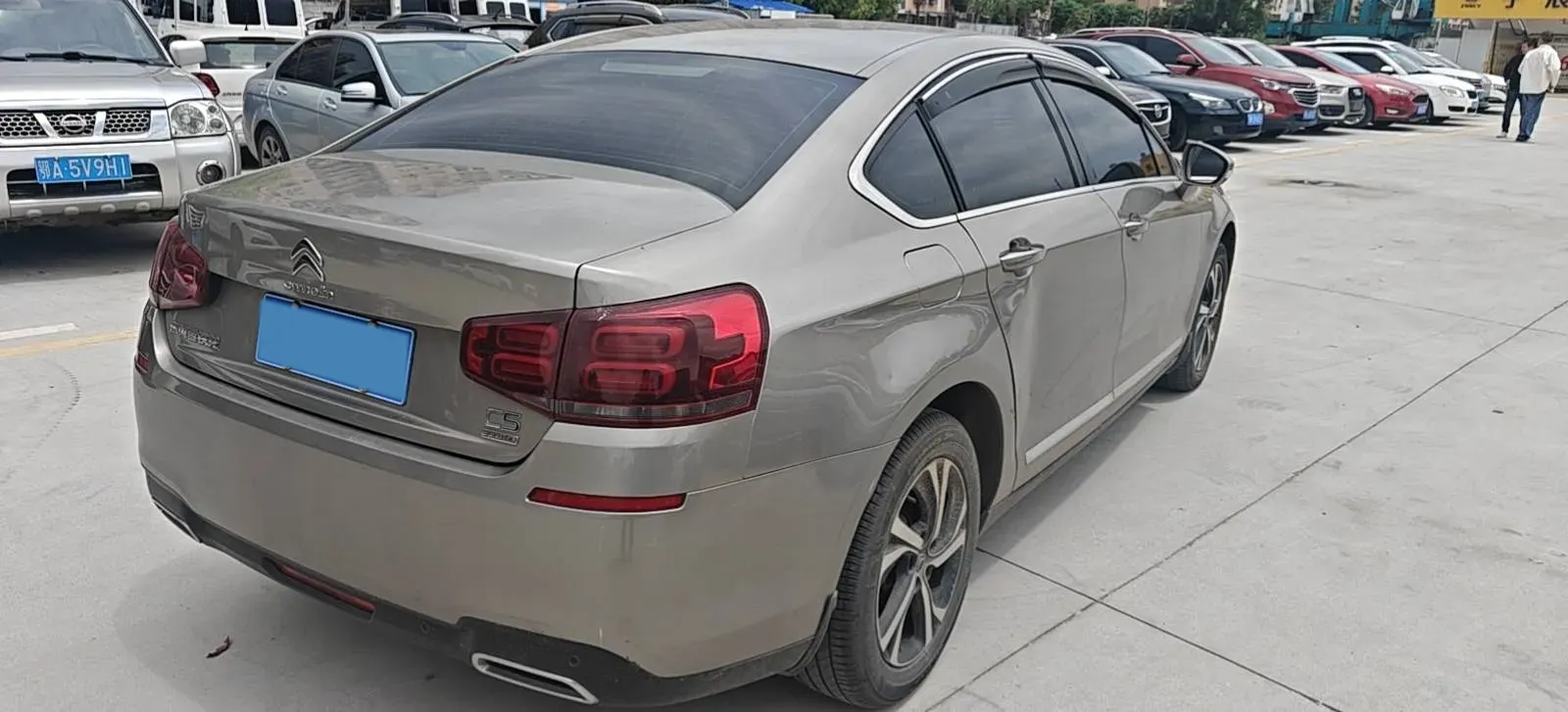 2017 Citroen C5 1.6T 167HP L4 6AT,autocango,china used car exporter,china ev exporter,chinese used car exporter,chinese used ev exporter