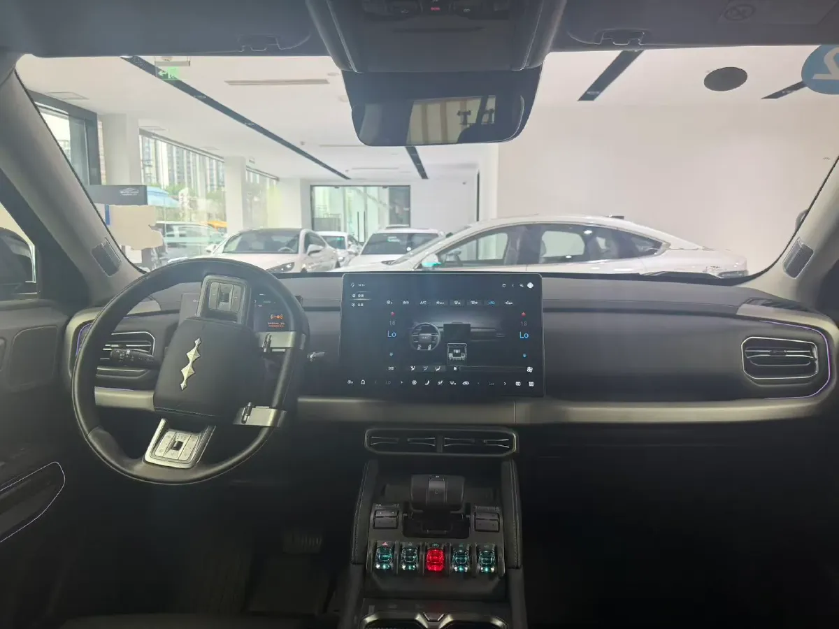 2025 FangChengBao Tai 3 BEV,autocango,china used car exporter,china ev exporter,chinese used car exporter,chinese used ev exporter